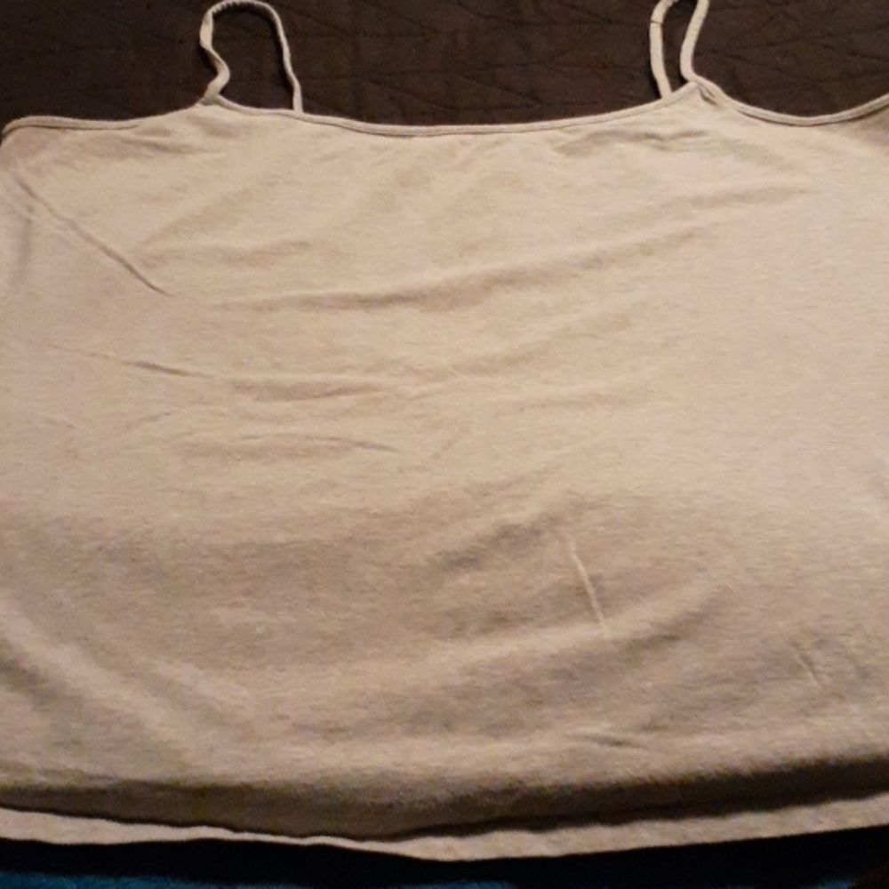 Tank Tops - Picture 4 of 5
